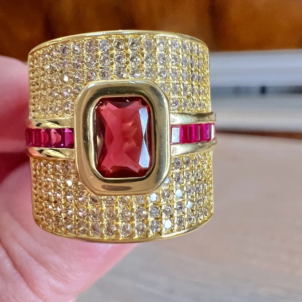 ❤️❤️FAUX RUBY & DIAMOND RING❤️❤️ - Picture 1 of 4